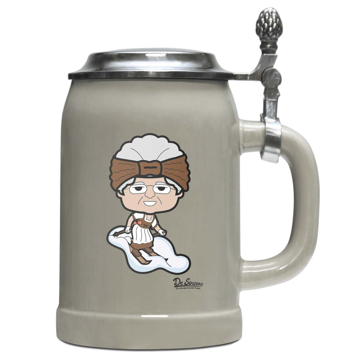 Die Oid Sinzerin Skifahrer Bierkrug 500ml Grau mit Deckel Hocheck Front